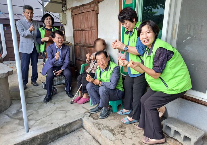 창녕읍 행정복지센터가 민관 공동방문의 날인 가치데이를 운영하고 있다. (사진=창녕군 제공) *재판매 및 DB 금지