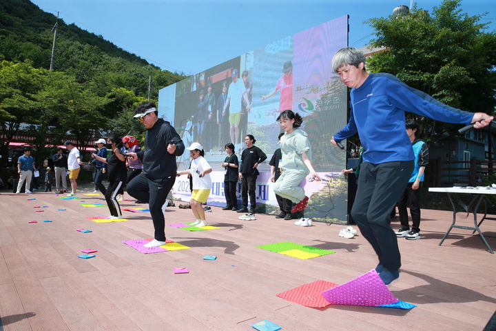 [완주=뉴시스] 대둔산축제 모습. *재판매 및 DB 금지