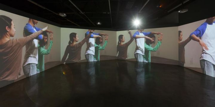 [울산=뉴시스] 뮌, '바리케이트 모뉴멘트', 2017, 6채널 영상, 컬러, 사운드 *재판매 및 DB 금지