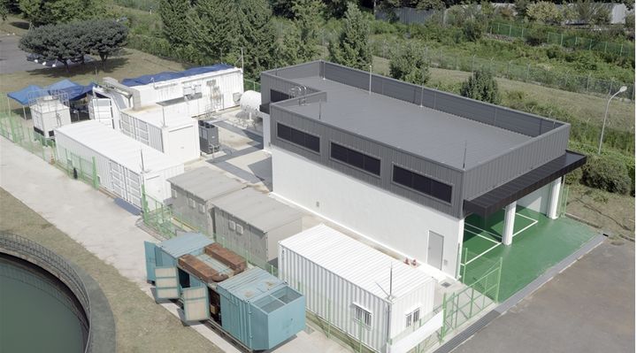 [서울=뉴시스]성남 정수장 그린수소 생산시설 전경.(사진=환경부 제공)