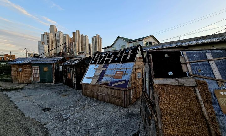 속초 아바이마을에 전시된 움막집. 박주연 기자 photo@newsis.com *재판매 및 DB 금지