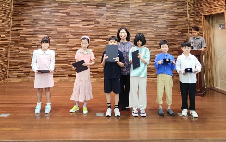 영어독후감 말하기대회 그룹B 수상자. (사진=양산교육지원청 제공) *재판매 및 DB 금지