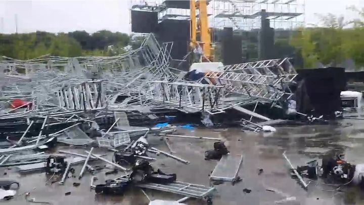 하남 미사경정공원 무대 구조물 붕괴사고 현장. 이 곳에서는 오는 23~24일 2023 슈퍼팝 콘서트가 열릴 예정이었다. (사진=경기도소방재난본부 제공)&nbsp; *재판매 및 DB 금지