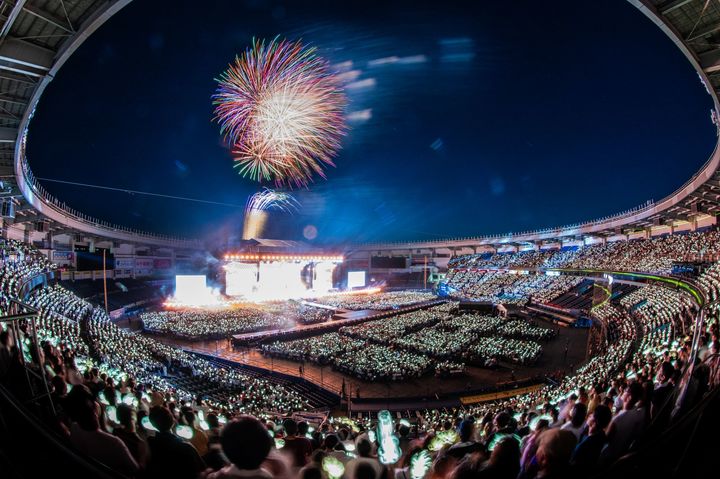 [서울=뉴시스] 니쥬(NiziU) 두 번째 단독 투어 조조 마린 스타디움 공연. (사진 = JYP엔터테인먼트 제공) 2023.09.21. photo@newsis.com *재판매 및 DB 금지