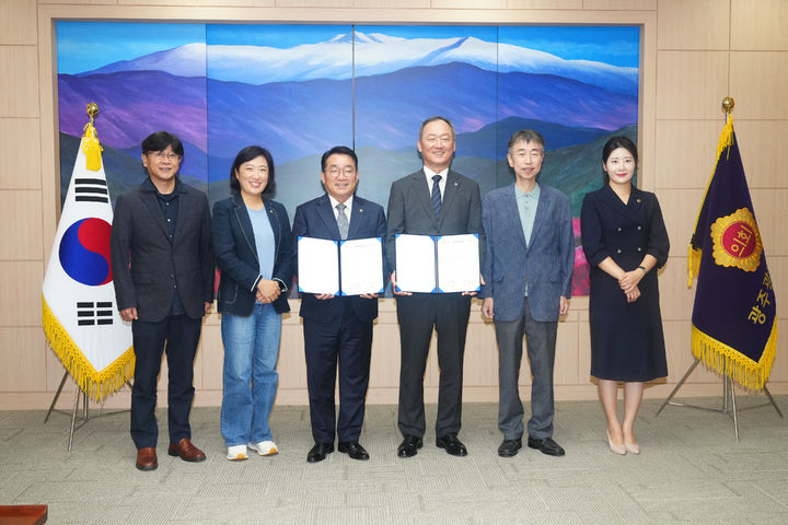 광주시의회-조선대, 지역대학 협력 협약. (사진=시의회 제공)  *재판매 및 DB 금지