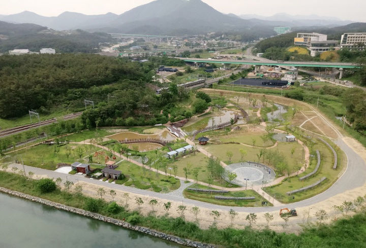 [부산=뉴시스] 기장군 일광이천생태공원 *재판매 및 DB 금지