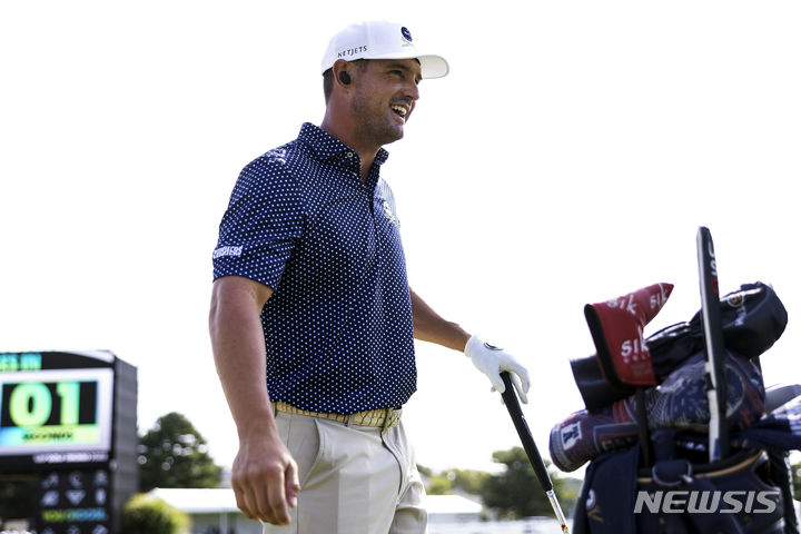 [시카고=AP/뉴시스]브라이슨 디섐보. 2023.09.24.