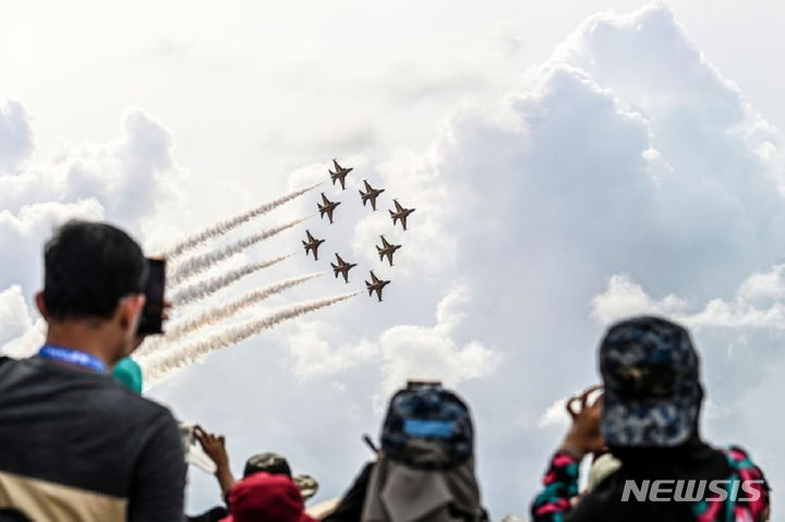 [진주=뉴시스]공군 블랙이글스.