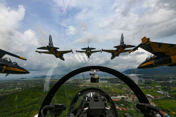 [진주=뉴시스]공군 블랙이글스 공연. *재판매 및 DB 금지