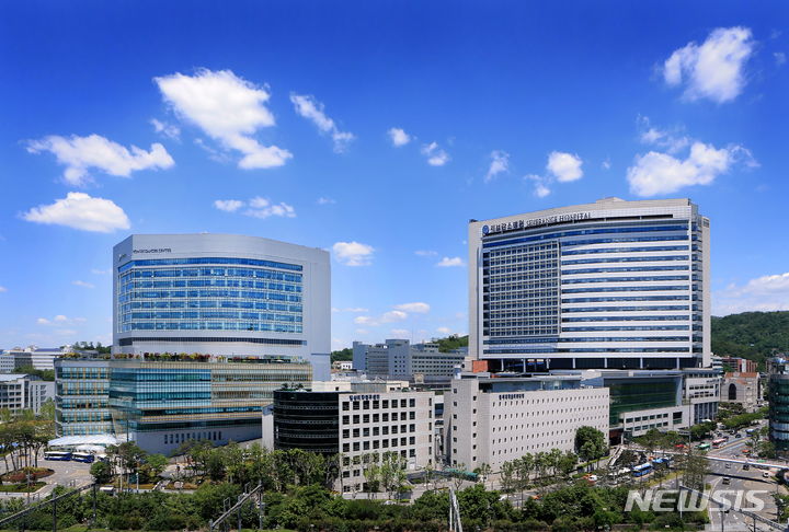 [서울=뉴시스]연세대학교 의료원이 세계 3대 과학학술지 '네이처(Nature)'가 선정하는 ‘2023 선도적인 세계 100대 암 연구 의료기관’에서 세계 78위, 국내 1위를 기록했다. (사진= 연세의료원 제공) 2023.09.27. photo@newsis.com. 