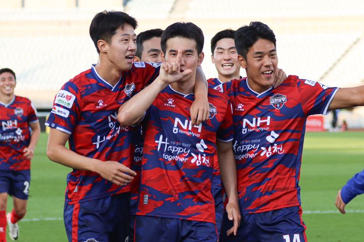 김진규가 득점 후 세리머니를 하고 있다. *재판매 및 DB 금지