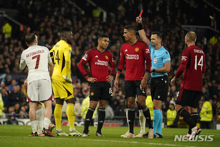 [맨체스터=AP/뉴시스]맨유, 갈라타사라이에 2-3 역전패. 2023.10.03.