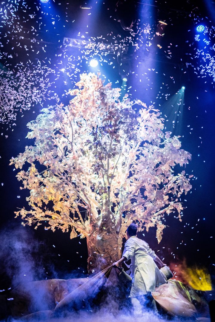 [서울=뉴시스]이은결의 '더 일루션-마스터피스' 사진. (사진=㈜EG 제공) 2023.10.04. photo@newsis.com *재판매 및 DB 금지