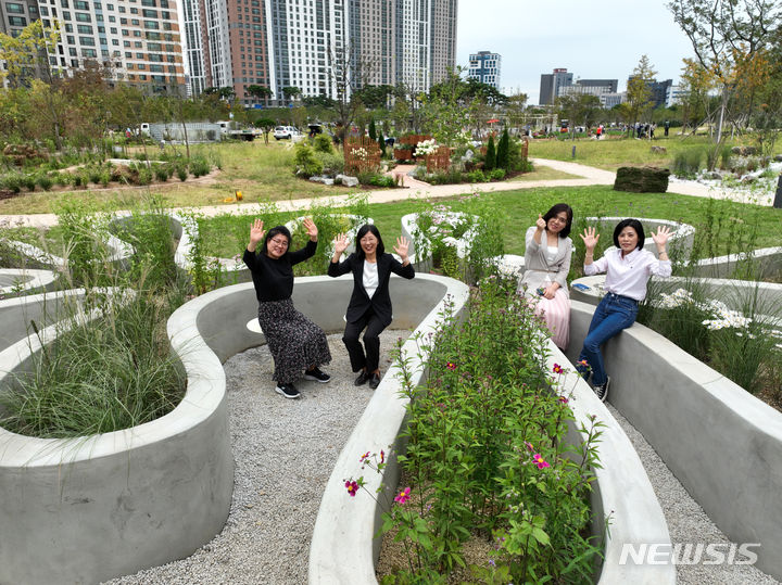 경기정원문화박람회 6일 광명시 일직동 새 빛 공원서 개막.