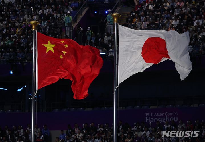 中 "日에 이중용도 품목 통제로 군비 증강 억제"…日반성 촉구