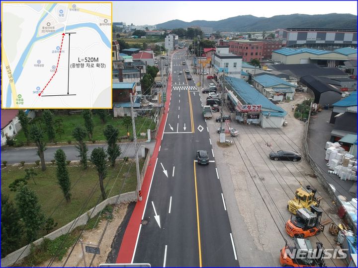  상습정체를 해소하기 위해 편도 1차로를 2차로로 확장한 덕성~천리간 도로. 용인시 처인구 제공