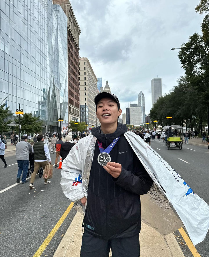 [서울=뉴시스] 배우 류준열. (사진=류준열 인스타그램 갈무리) 2023.10.10. photo@newsis.com *재판매 및 DB 금지