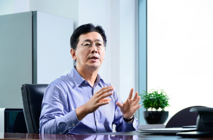 황상준 삼성전자 메모리사업부 D램 개발실장 부사장은 10일 삼성전자 뉴스룸 기고문을 통해 "AI 시대에 최고의 솔루션을 선보일 계획"이며 "세상이 원하는 반도체를 만들기 위한 기술 혁신의 중심에는 언제나 삼성전자가 있을 것"이라는 포부를 밝혔다. (사진=삼성전자 뉴스룸 제공) photo@newsis.com  *재판매 및 DB 금지