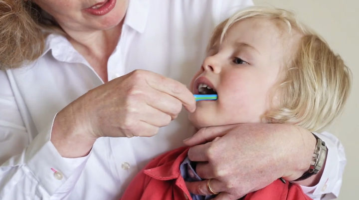 [서울=뉴시스] 사진은 기사 내용과 관련 없음. (사진=Oral-B UK 유튜브 갈무리)  *재판매 및 DB 금지