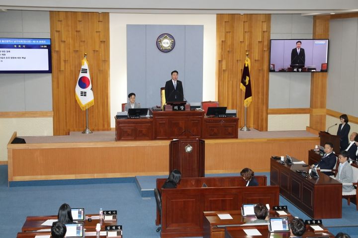 [울산=뉴시스]11일 울산 남구의회 본회의장에서 제255회 임시회 제1차 본회의가 진행되고 있다. (사진=울산 남구의회 제공) 2023.10.11. photo@newsis.com *재판매 및 DB 금지