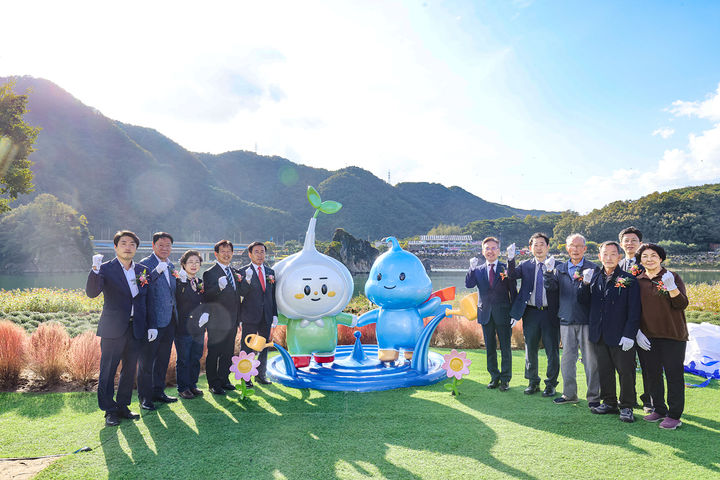 단양 도담정원 포토존 조형물 제막식. *재판매 및 DB 금지