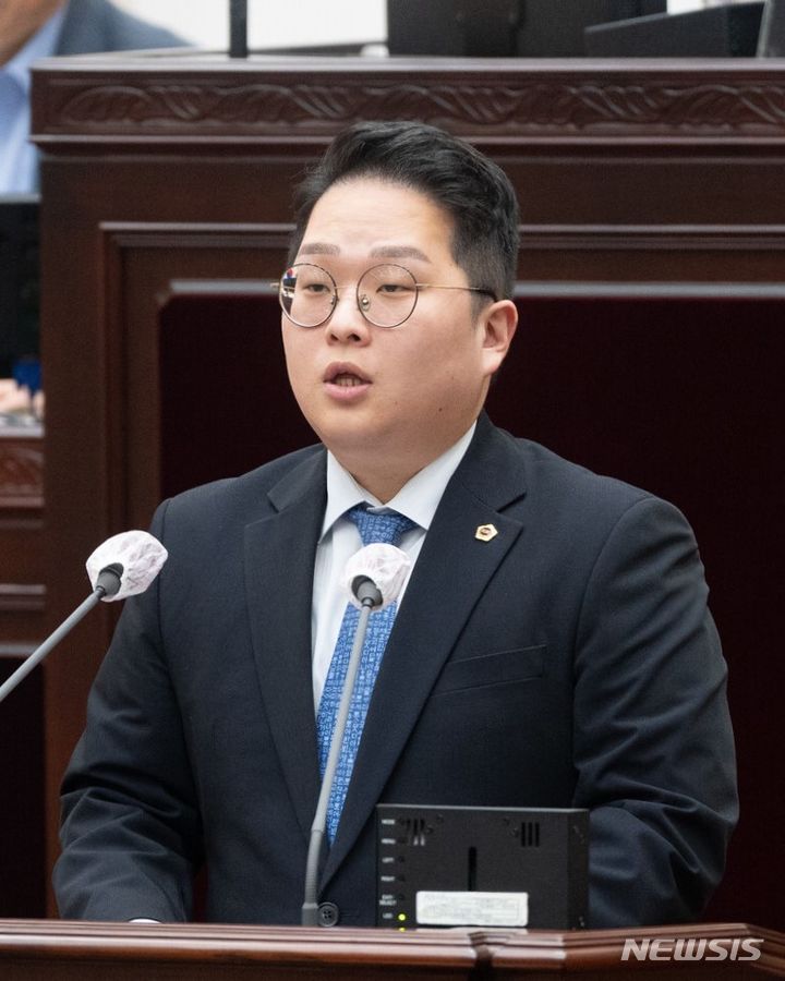 [인천=뉴시스] 김대영(더불어민주당·비례대표) 인천시의원. (사진=인천시의회 제공)