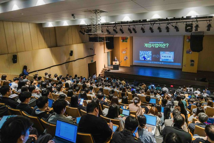 넥슨은 지난 14일 넥슨 판교 사옥에서 채용설명회 ‘채용의나라’를 성황리에 진행했다고 16일 밝혔다.(사진=넥슨) *재판매 및 DB 금지