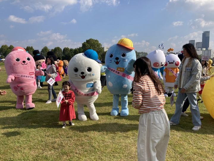 문화체육관광부와 한국콘텐츠진흥원은 지난 14~15일 서울 용산구 용산어린이정원에서 '제6회 우리동네 캐릭터 축제'를 열었다. (사진=한국콘텐츠진흥원 제공) photo@newsis.com *재판매 및 DB 금지