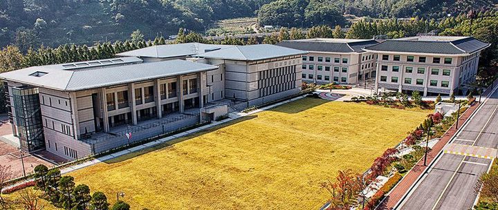 [성남=뉴시스] K-문화 공유학교 한국학중앙연구원 전경. (사진=성남교육지원청 제공) 2023.10.16. photo@newsis.com *재판매 및 DB 금지