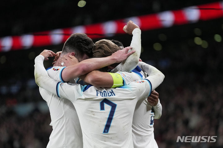 [런던=AP/뉴시스]잉글랜드가 18일(한국시간) 이탈리아를 꺾고 유로2024 본선행을 확정했다. 2023.10.18.