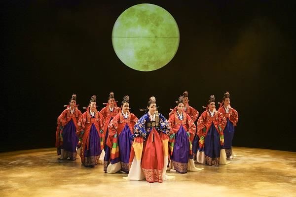 [산청=뉴시스] 산청군청 이지선 공연 *재판매 및 DB 금지 *재판매 및 DB 금지