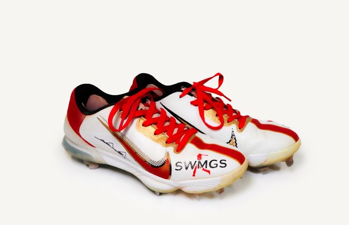 추신수 SSG 랜더스 사인 스파이크화. 사진=서울옥션 제공. *재판매 및 DB 금지