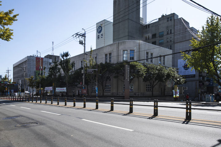 한국전쟁 당시 미국대사관 겸 미국공보원이었던 부산근대역사관 주출입구. (사진=문화재청 제공) photo@newsis.com *재판매 및 DB 금지