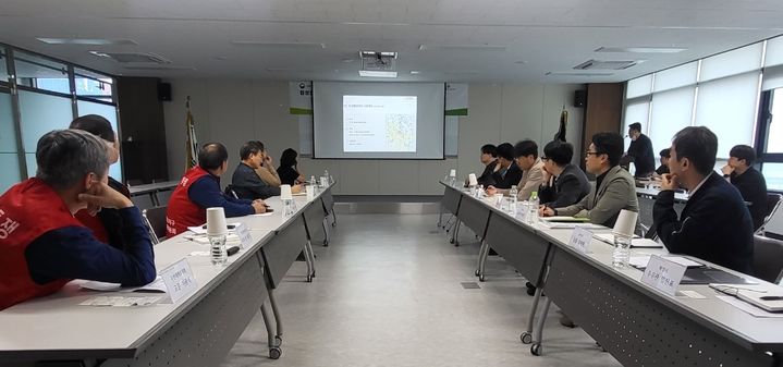 19일 화성봉담3공공주택지구 민관공협의체 첫 회의가 진행되고 있다. *재판매 및 DB 금지