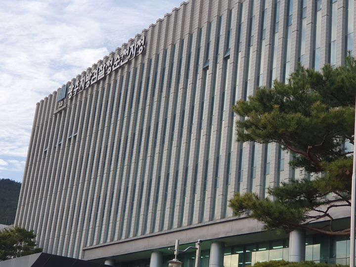 술취해 앞집 모녀 흉기협박, 警 불구속송치…檢 구속기소