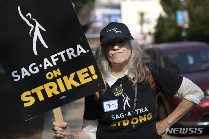 [클로즈업 필름]무관심 '더 마블스'…마블에 무슨 일이?