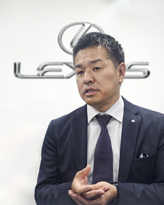 [도쿄=뉴시스] 와타나베 타카시 렉서스 인터내셔널 사장이 25일 '2023 재팬모빌리티쇼'가 열린 일본 도쿄 빅사이트에서 한국자동차기자협회와 인터뷰를 하고 있다. (사진=한국자동차기자협회 제공) 2023.10.25 photo@newsis.com *재판매 및 DB 금지