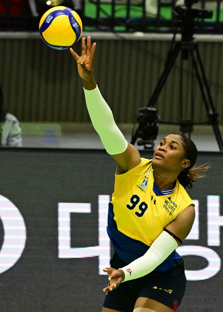 [서울=뉴시스]모마. 2023.10.25. (사진=한국배구연맹 제공) *재판매 및 DB 금지