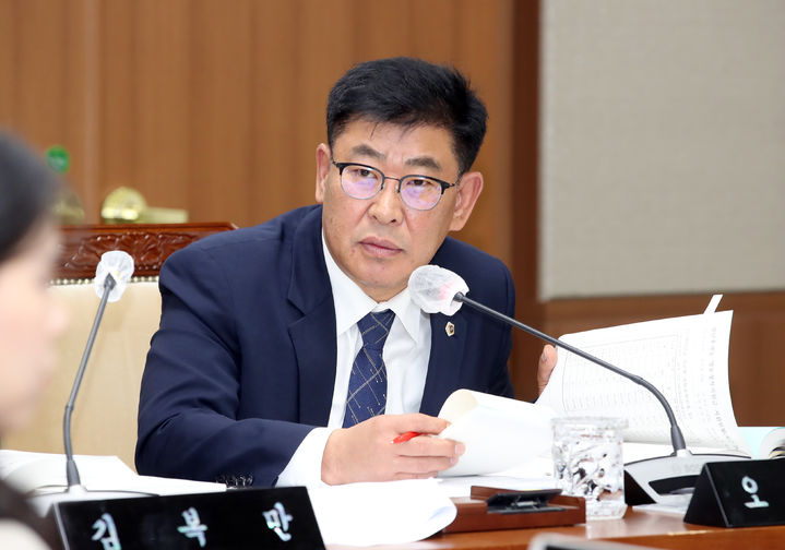 [홍성=뉴시스] 오인철 충남도의원. (사진=뉴시스 DB) *재판매 및 DB 금지