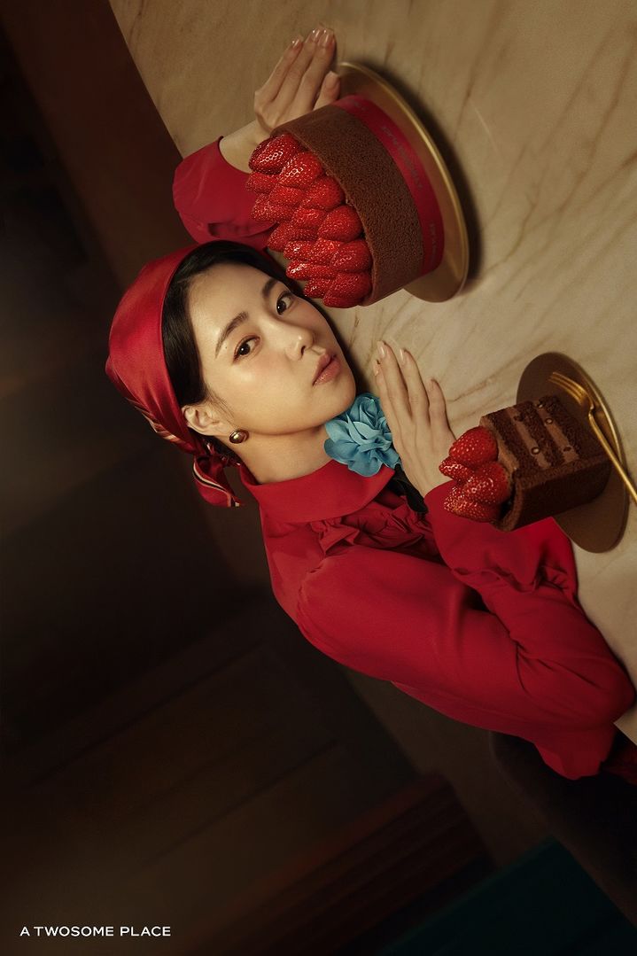 배우 임지연의 스트로베리 초콜릿 생크림 CF. (사진=투썸플레이스 제공) *재판매 및 DB 금지