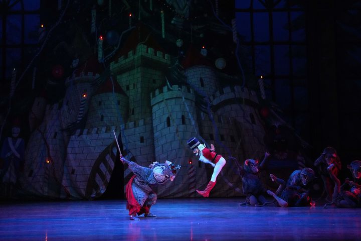 [진주=뉴시스] 유니버설발레단 '호두까기인형' 공연. *재판매 및 DB 금지