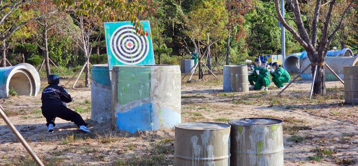 [안동=뉴시스] 청소년들이 서바이벌 게임을 하고 있다. (사진=뉴시스 DB) 2025.01.25. photo@newsis.com *재판매 및 DB 금지
