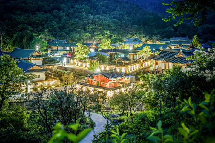 [대구=뉴시스] 대구 동구 둔산동에 위치한 경주 최씨 집성촌 옻골마을이 문화체육관광부 주관 '로컬100'에 선정됐다. *재판매 및 DB 금지