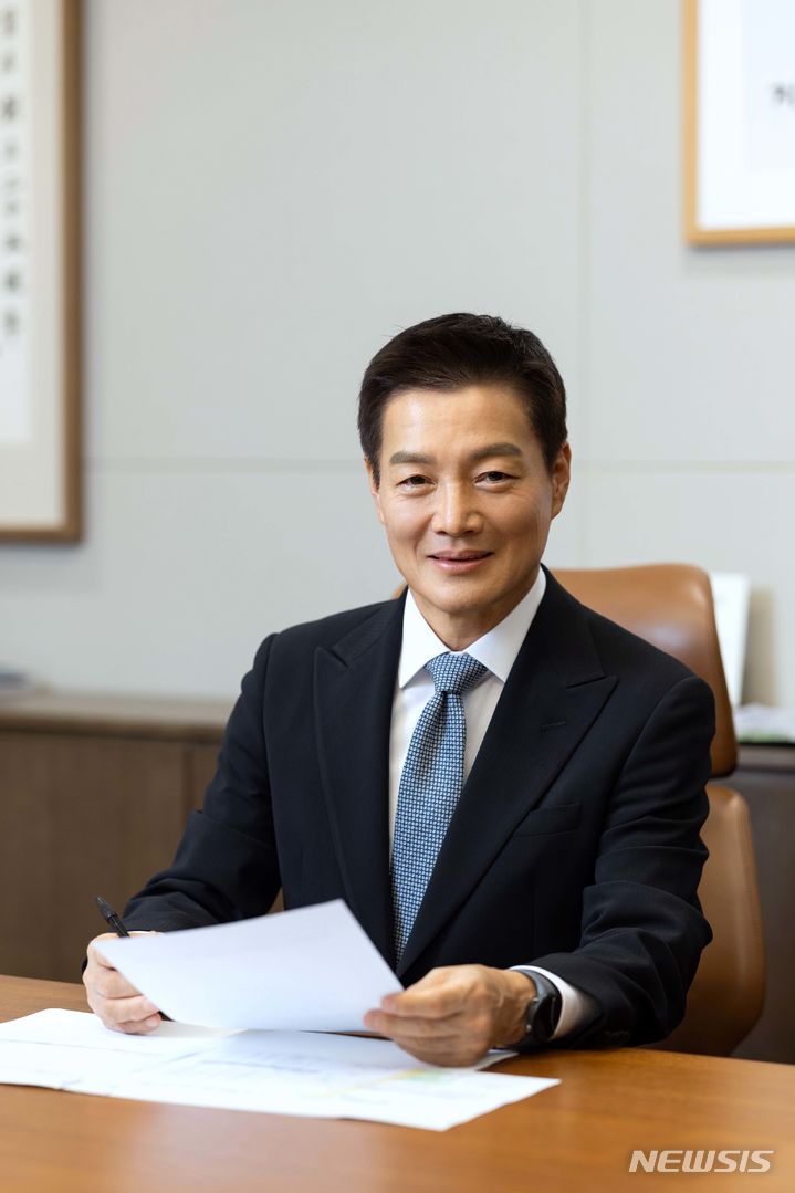 [서울=뉴시스] 박주형 신세계 대표이사 (사진=신세계 제공)