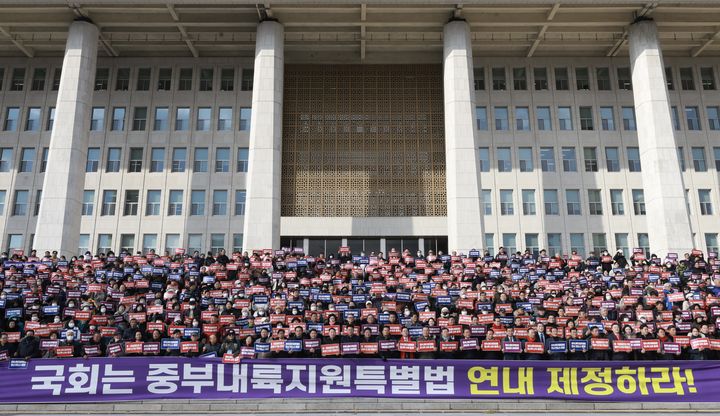 충북 민·관·정 "중부내륙법안 신속 처리" 국회서 촉구(종합)