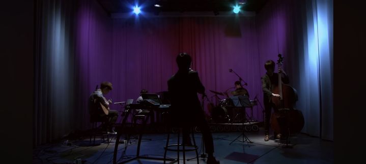 [서울=뉴시스] 이이언 '하더 베터 패스터 스트롱거'. (사진 = 온스테이지 유튜브 채널 캡처) 2023.11.28. photo@newsis.com *재판매 및 DB 금지