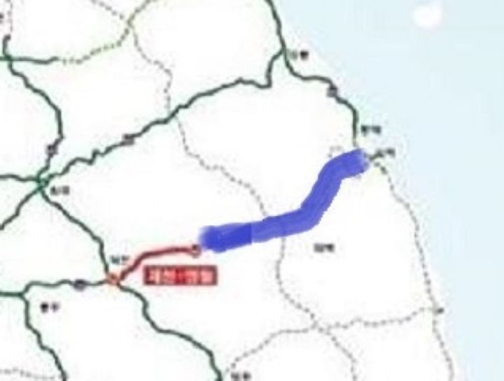 [춘천=뉴시스] 30일 강원특별자치도는 예비타당성 조사가 진행중인 영월~삼척 고속도로 인근 5개 시군의 장래 개발 계획을 전수 조사한 결과, 총 131건, 계획면적 32백만㎡, 계획인구 47만7000명으로 집계 되었다고 밝혔다. *재판매 및 DB 금지