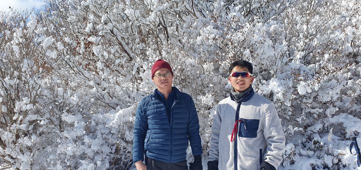 [진주=뉴시스] 경상국립대산악회, 문성진 대장(왼쪽)과 문성현 대원. *재판매 및 DB 금지