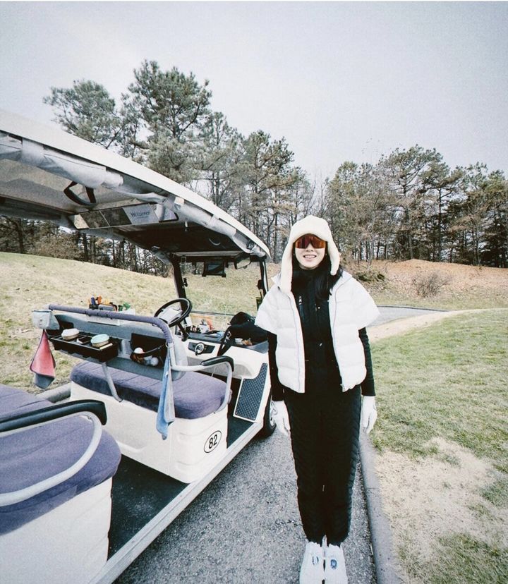 [서울=뉴시스] 손예진. (사진=손예진 인스타그램 캡처) 2023.12.03. photo@newsis.com *재판매 및 DB 금지