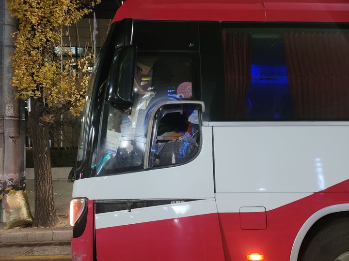 [진주=뉴시스] 진주 시외버스터미널에서 훔친 버스. *재판매 및 DB 금지